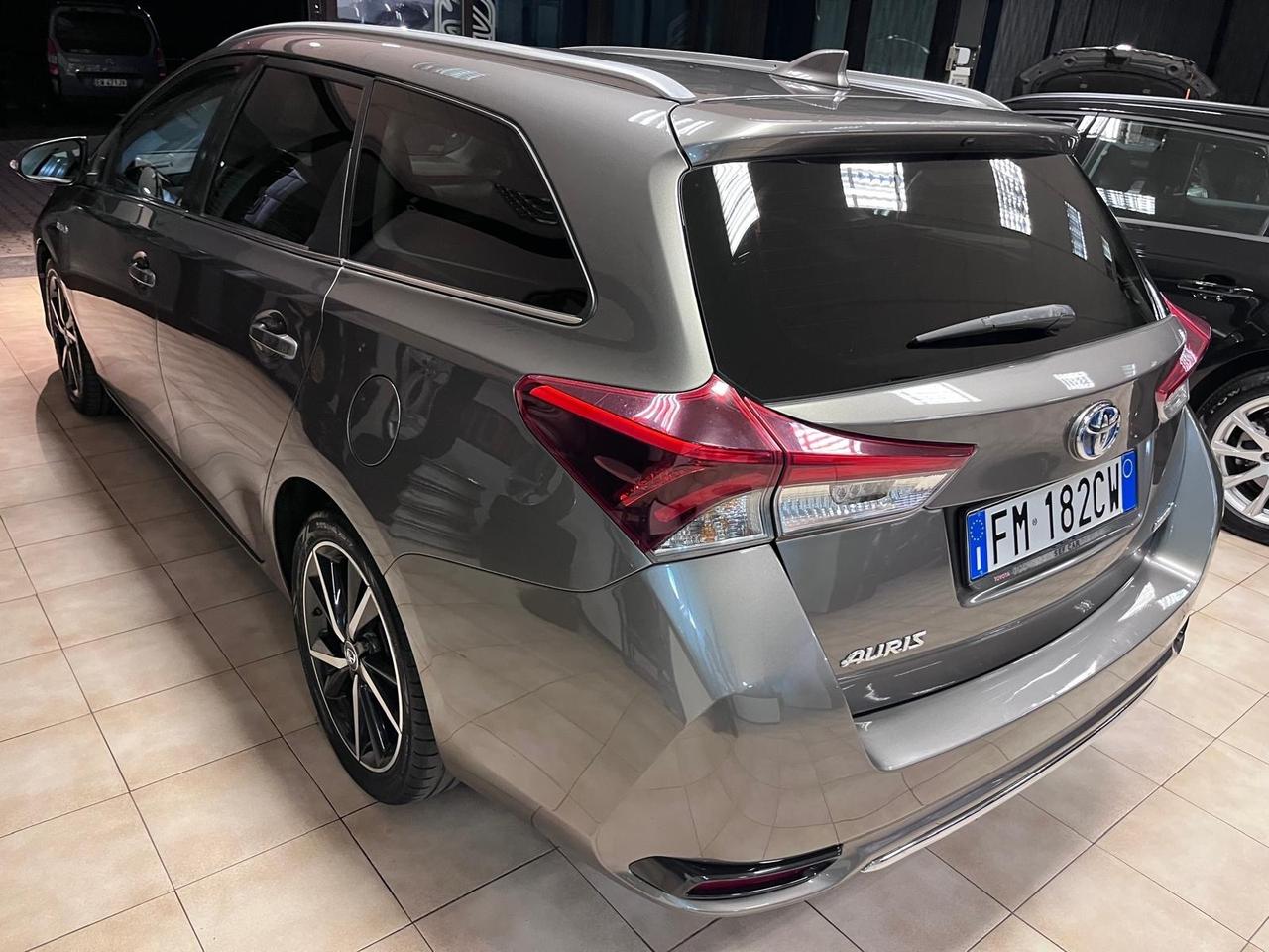 Toyota Auris Touring Sports - 1.8 Hybrid 99cv