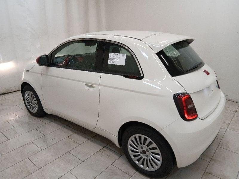 FIAT 500 500e 42 kWh