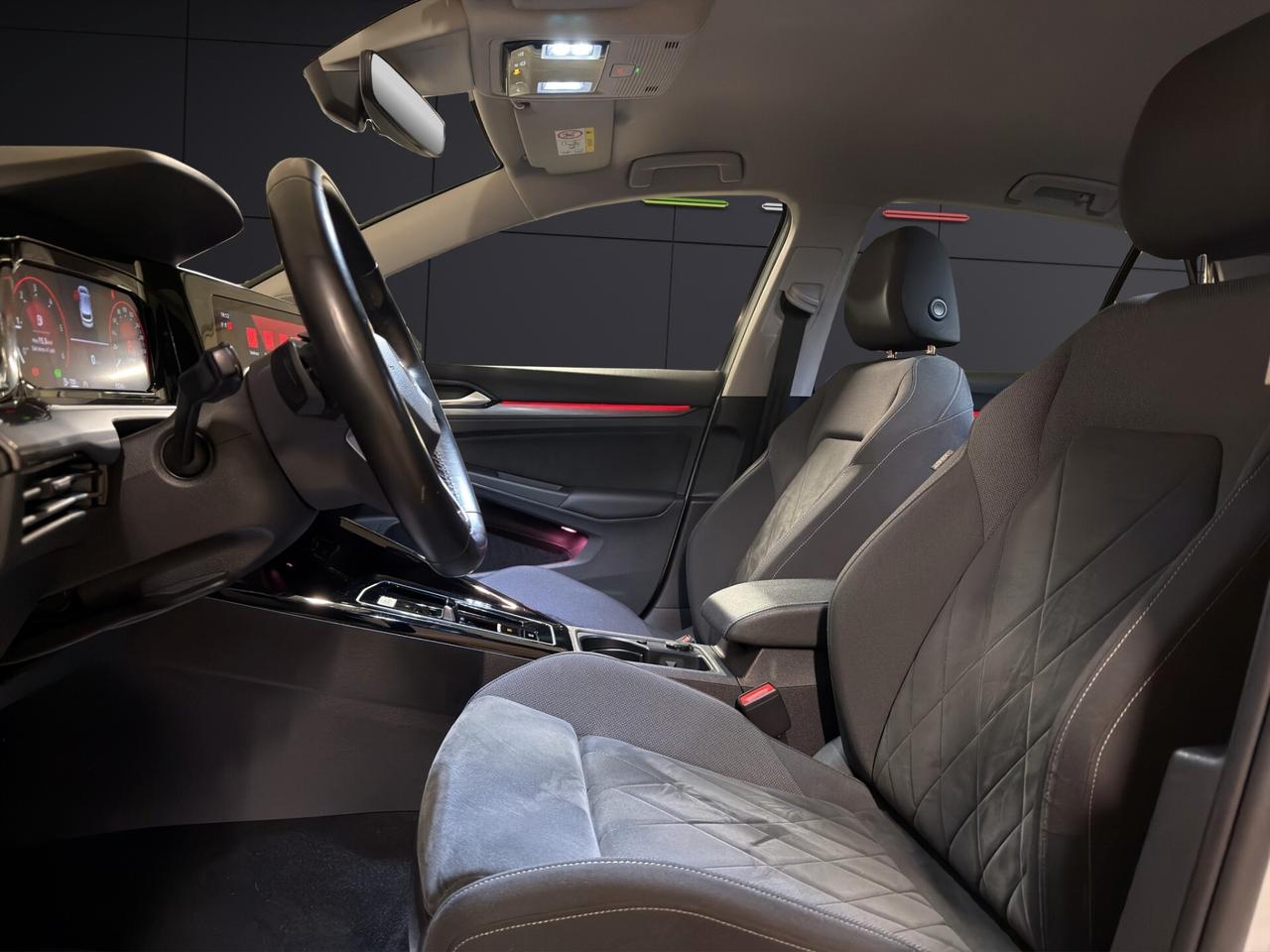 Volkswagen Golf 2.0 TDI 150 CV DSG Style Matrix - Service VW