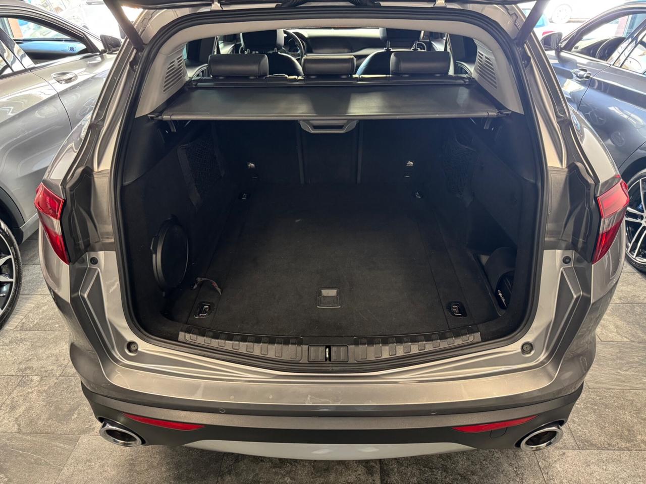 Alfa Romeo Stelvio 2.2 Q4 210 CV Gancio Traino