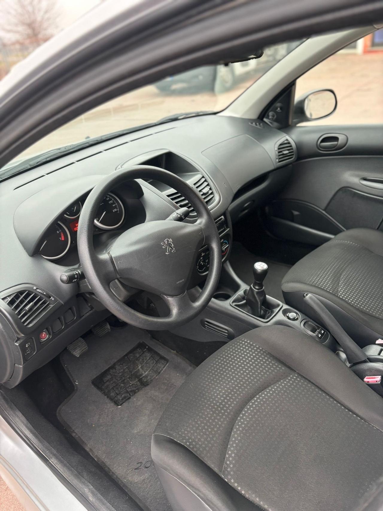 Peugeot 206 Plus 1.1 60CV 5p. Energie