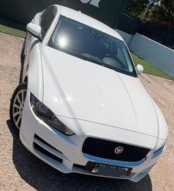 Jaguar XE 2.0 D Turbo 180CV aut. Prestige