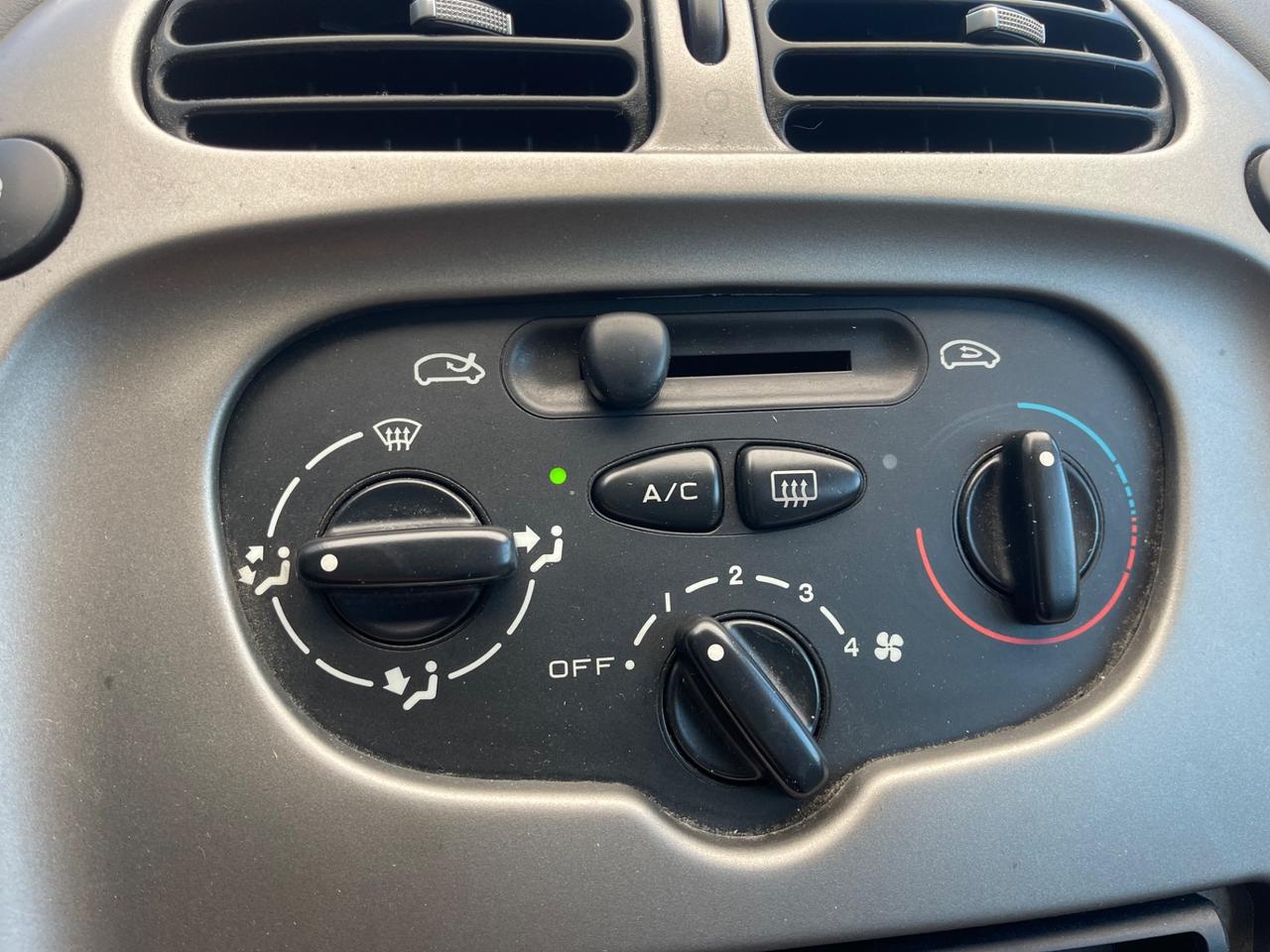 XARA PICASO 1.6i BENZINA EURO4 NEOPATENTATI FAMIGLIARE