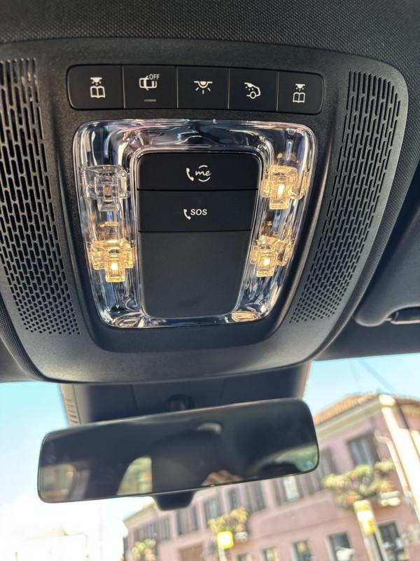Mercedes A 180 AMG Line Premium DCT LED-NAVI-18"