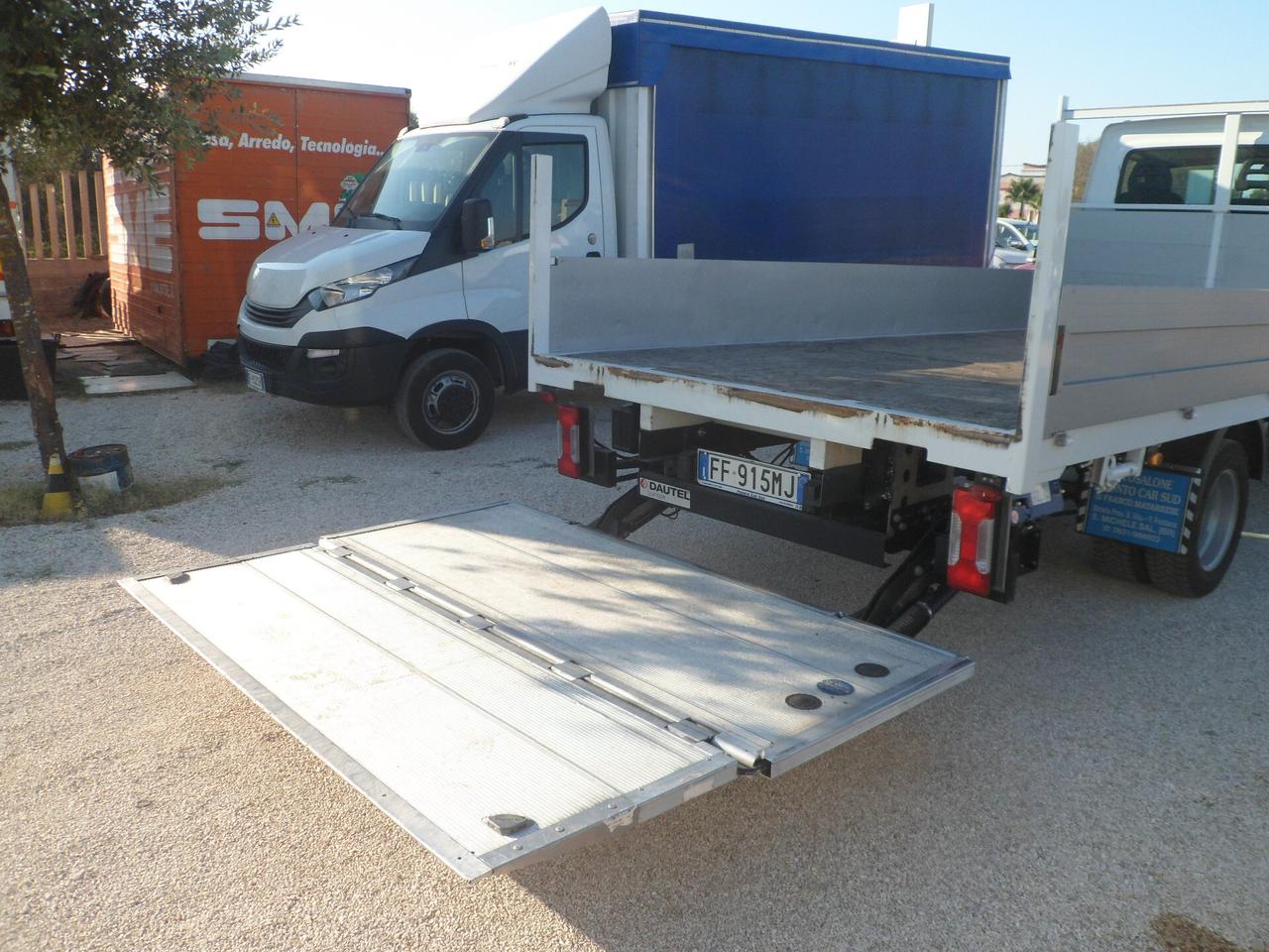 Iveco daily 35c13 cassone con pedana