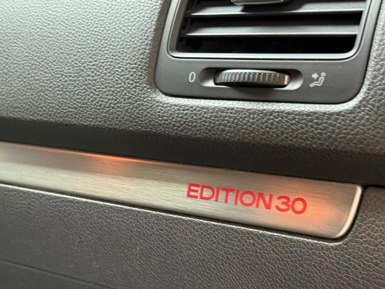 Volkswagen Golf GTI 2.0 16V TFSI 5p. DSG Edition 30