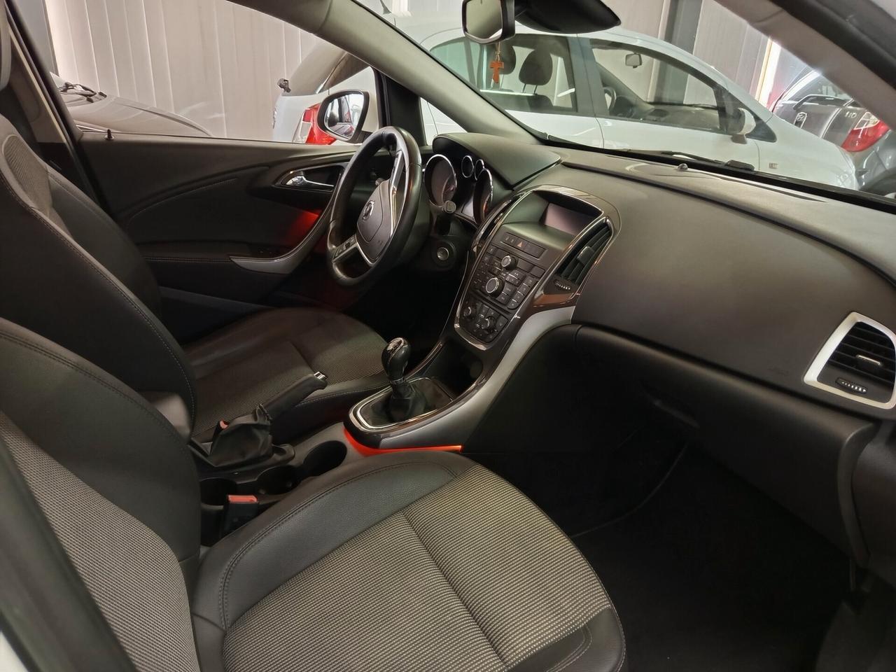 Opel Astra 1.7 CDTI 110CV, 161 Mila chilometri ok neopatentati