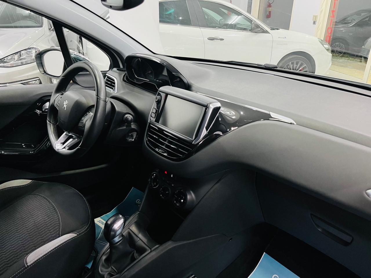Peugeot 208 1.6 BlueHDi 100cv Style anno 2015