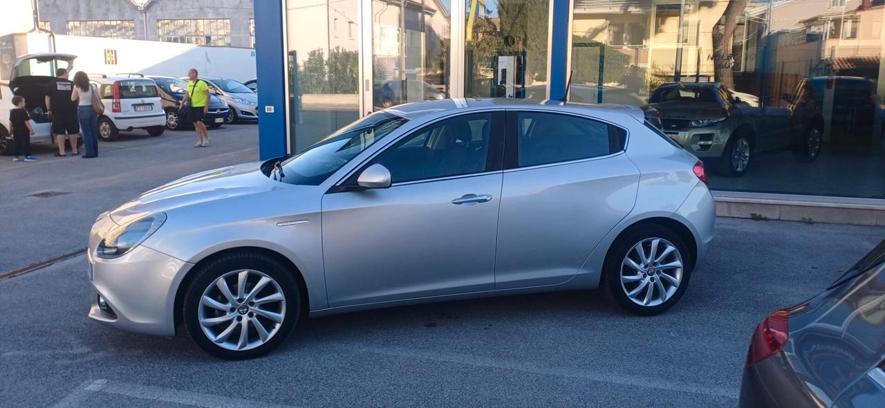 Alfa Romeo Giulietta 1.6 JTDm-2 105 CV Exclusive