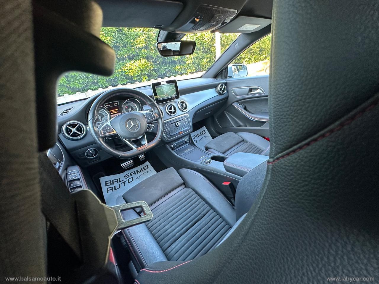 MERCEDES-BENZ CLA 200 d Premium