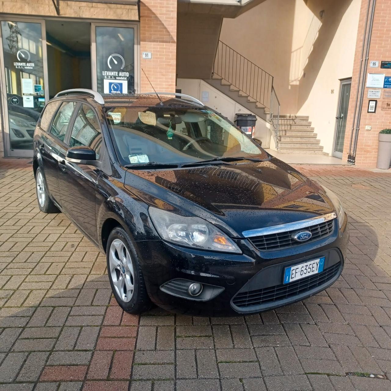 FOCUS 1.6 TDI SW CON MOTORE RIFATTO OTTIMO STATO
