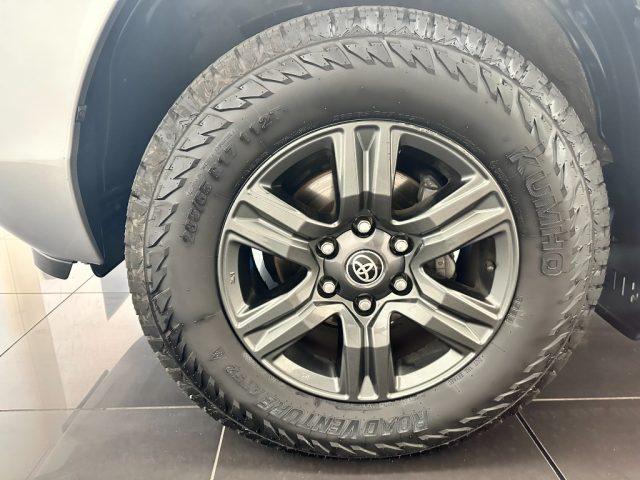 TOYOTA Hilux 2.4 D-4D 4WD 2 porte Extra Cab Lounge