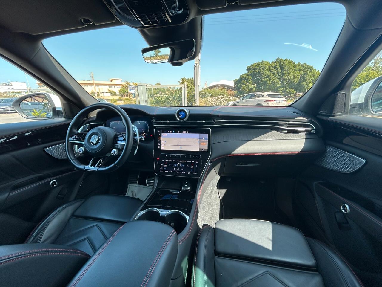 Maserati Grecale 2.0 mhev Modena 330cv auto