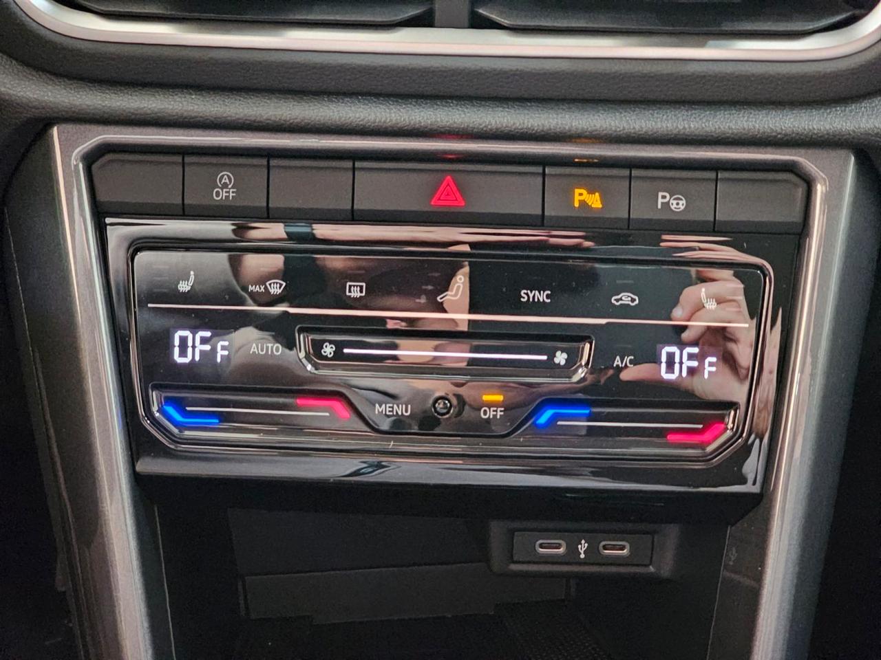 Volkswagen T-Roc Style C.17" Tetto Apribile Led Navi PDC Camera TDI