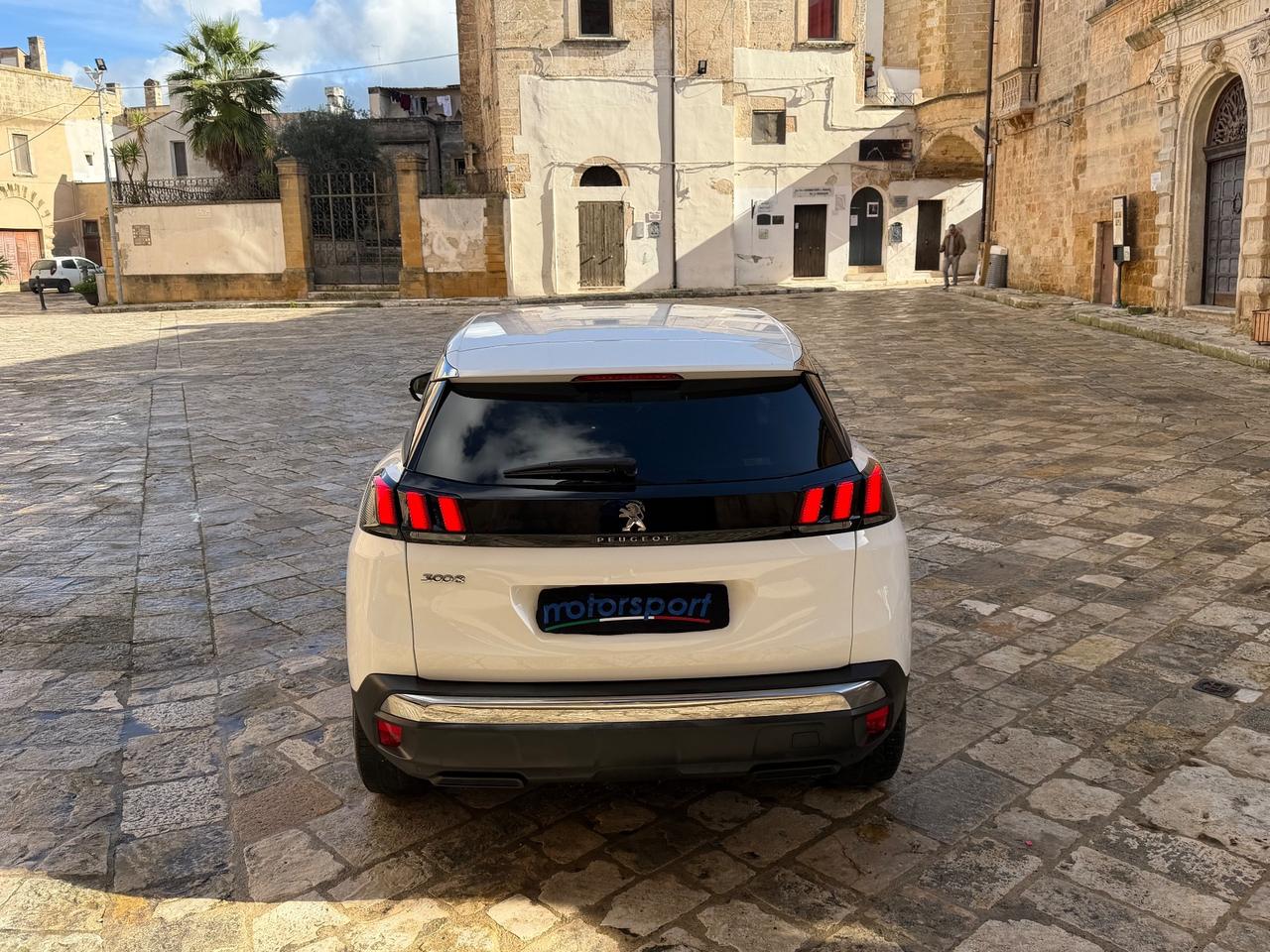 Peugeot 3008 BlueHDi 130 S&S Business