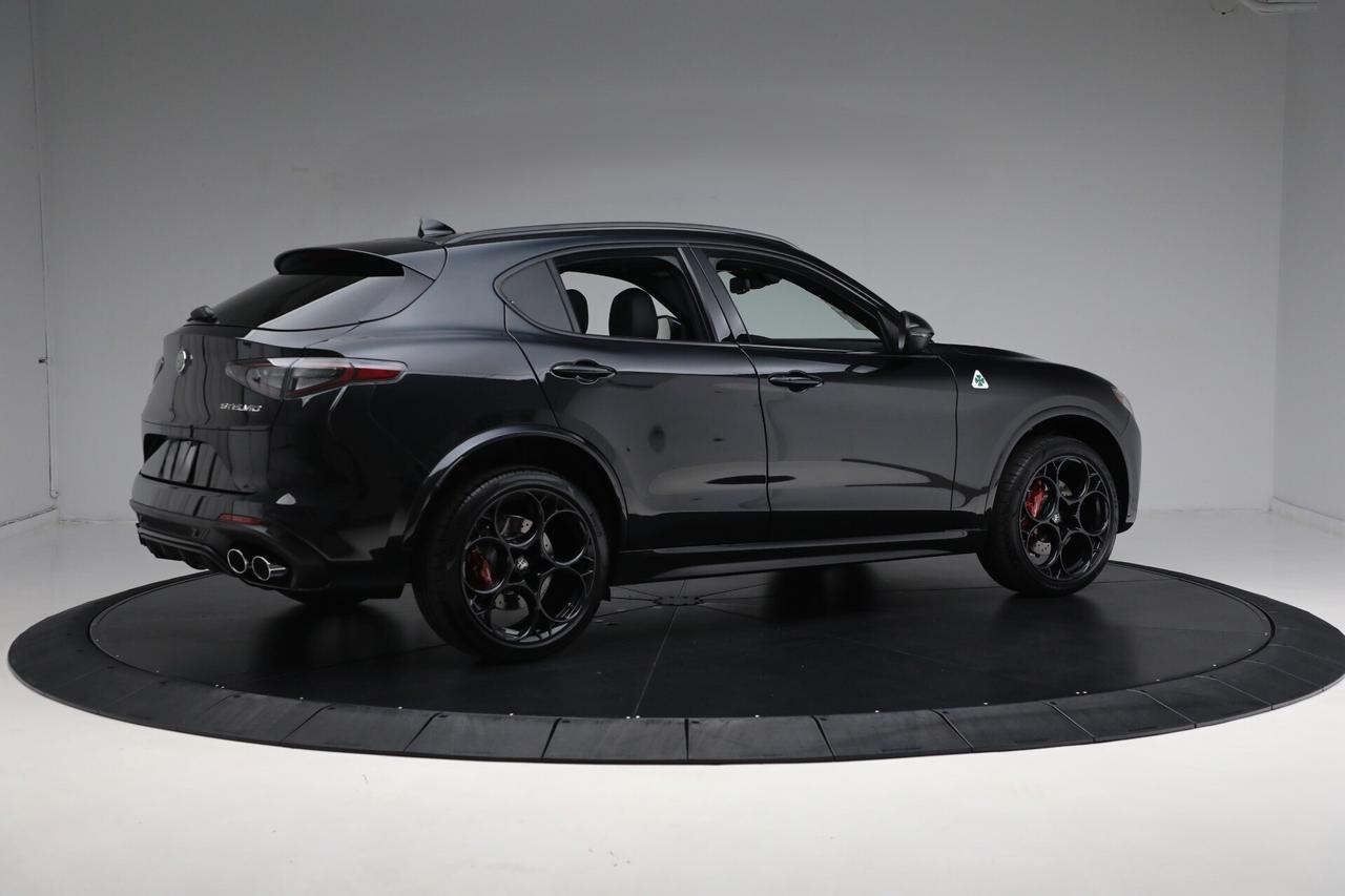 Alfa Romeo Stelvio 2.9 Bi-Turbo V6 520 CV AT8 Q4 Quadrifoglio NOLEGGIO LUNGO TERMINE - LEASING FULL INCLUSIVE