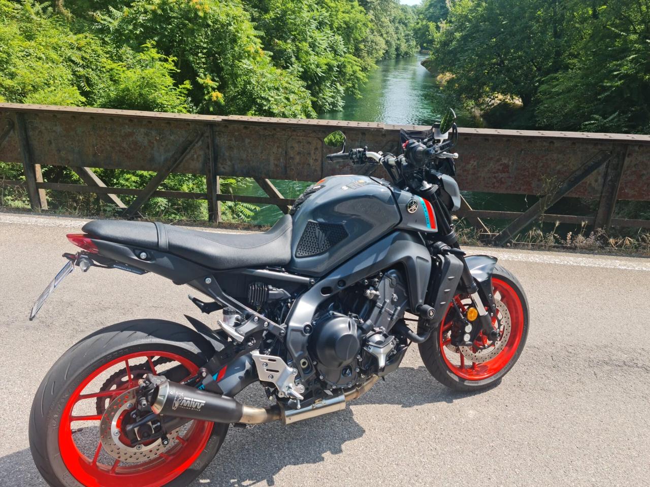 MT 09 7000 KM