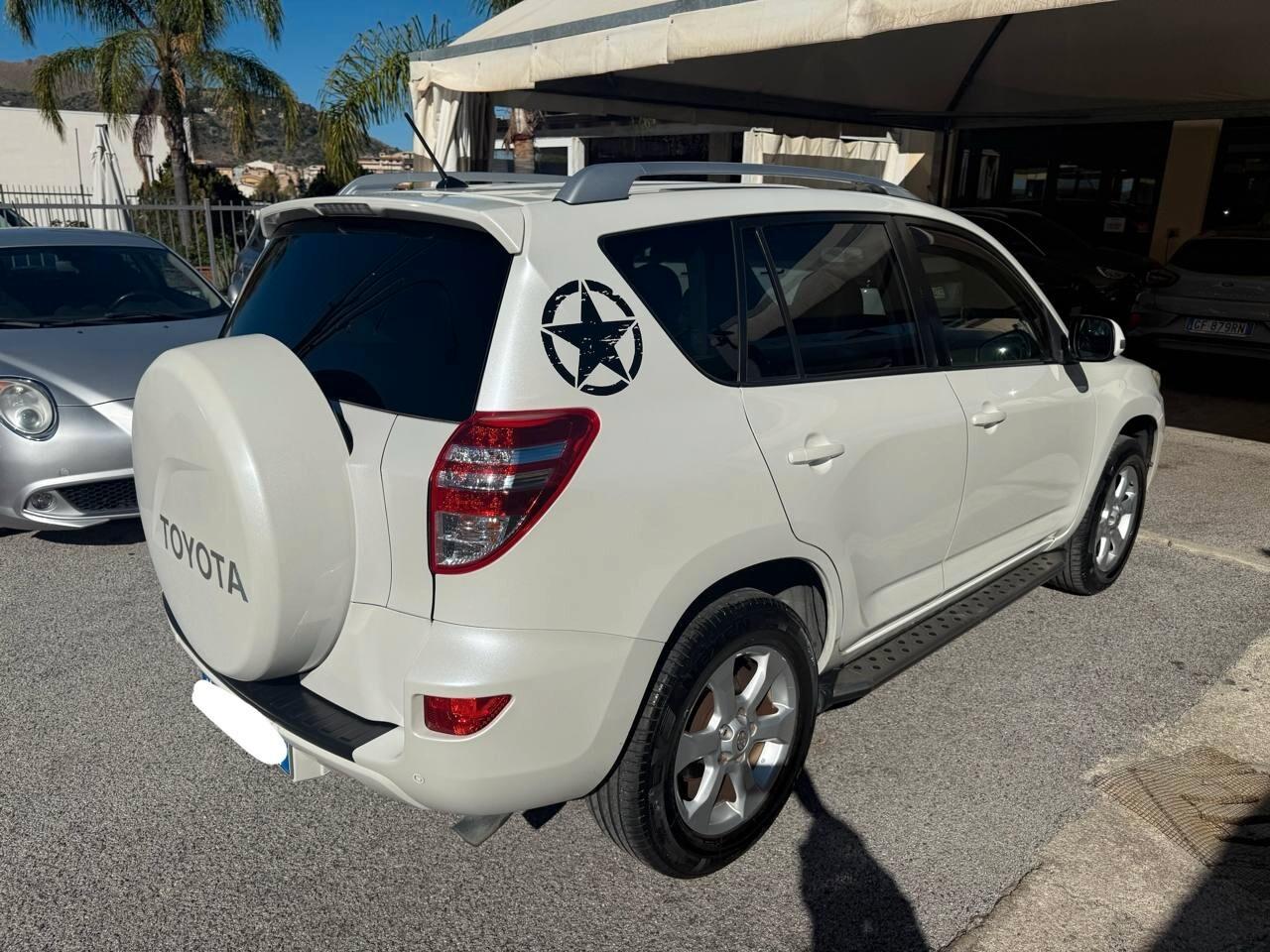 Toyota RAV 4 2011 2.2 D-4D 150 CV DPF Exclusive