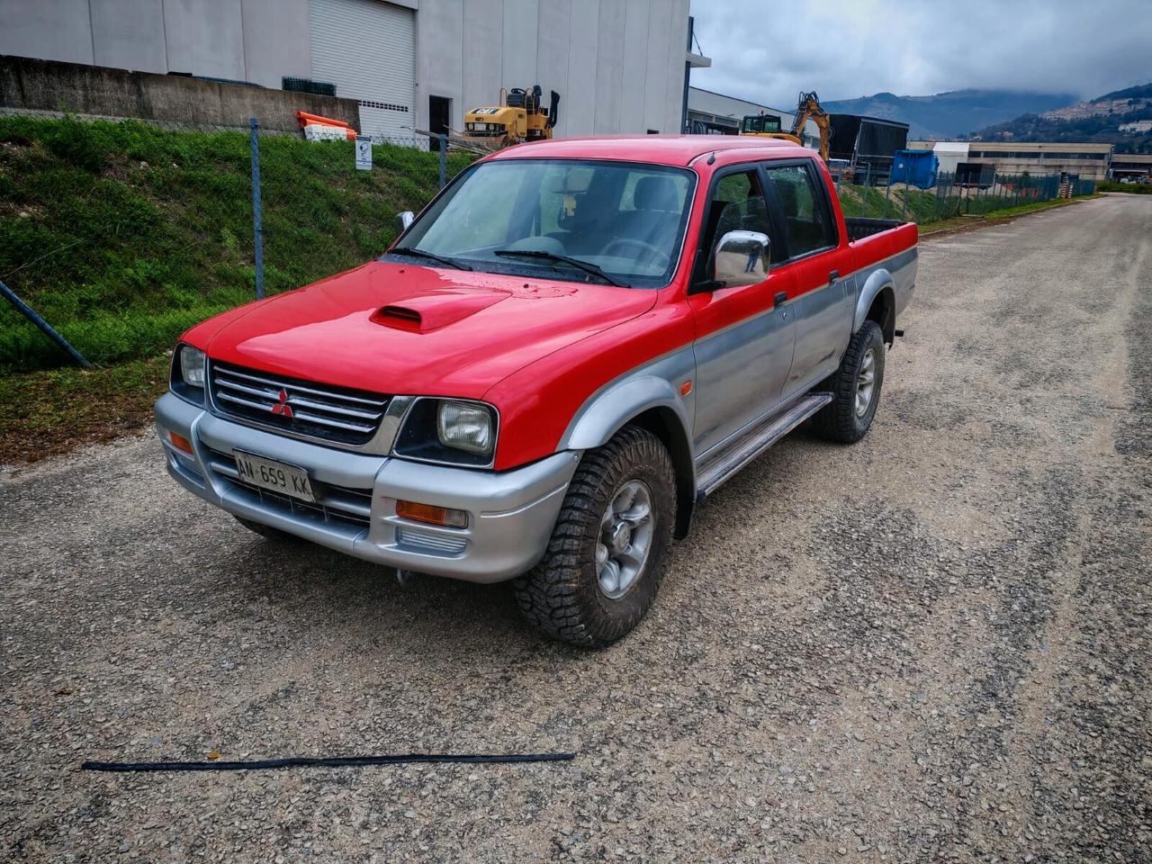 Mitsubishi L200 2.5 TDI 4WD Double Cab Pick-up GLX