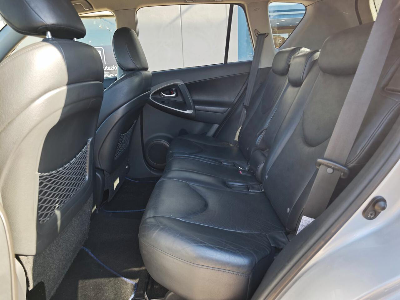 Toyota RAV 4 RAV4 Crossover 2.2 D-Cat A/T 150 CV Luxury