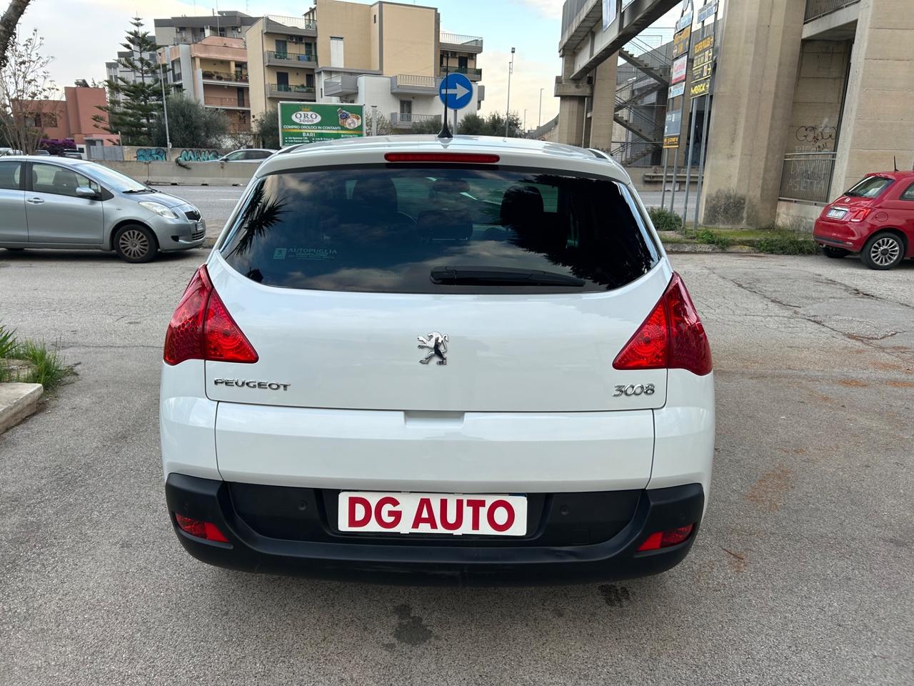 Peugeot 3008 1.6 HDi 115CV 2012