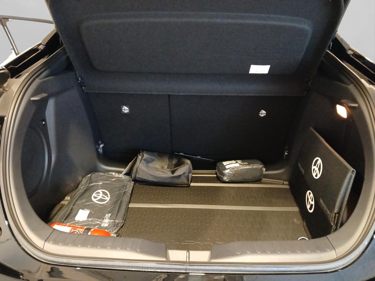 Toyota C-HR 2.0 HV Lounge Premiere