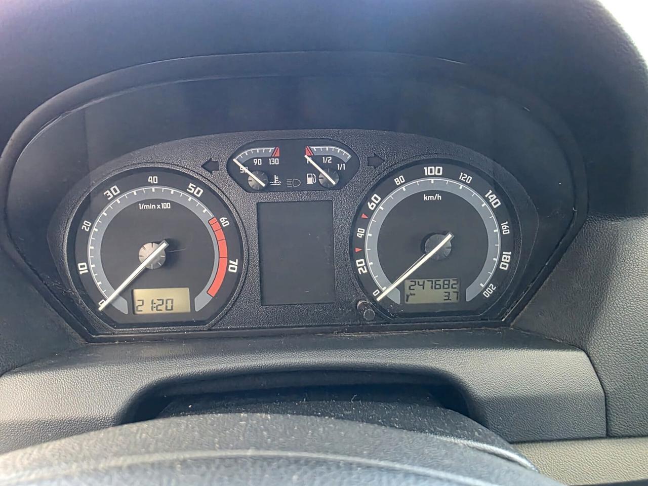 SKODA FABIA 1.4 BENZINA DEL NORD ITALIA 2006