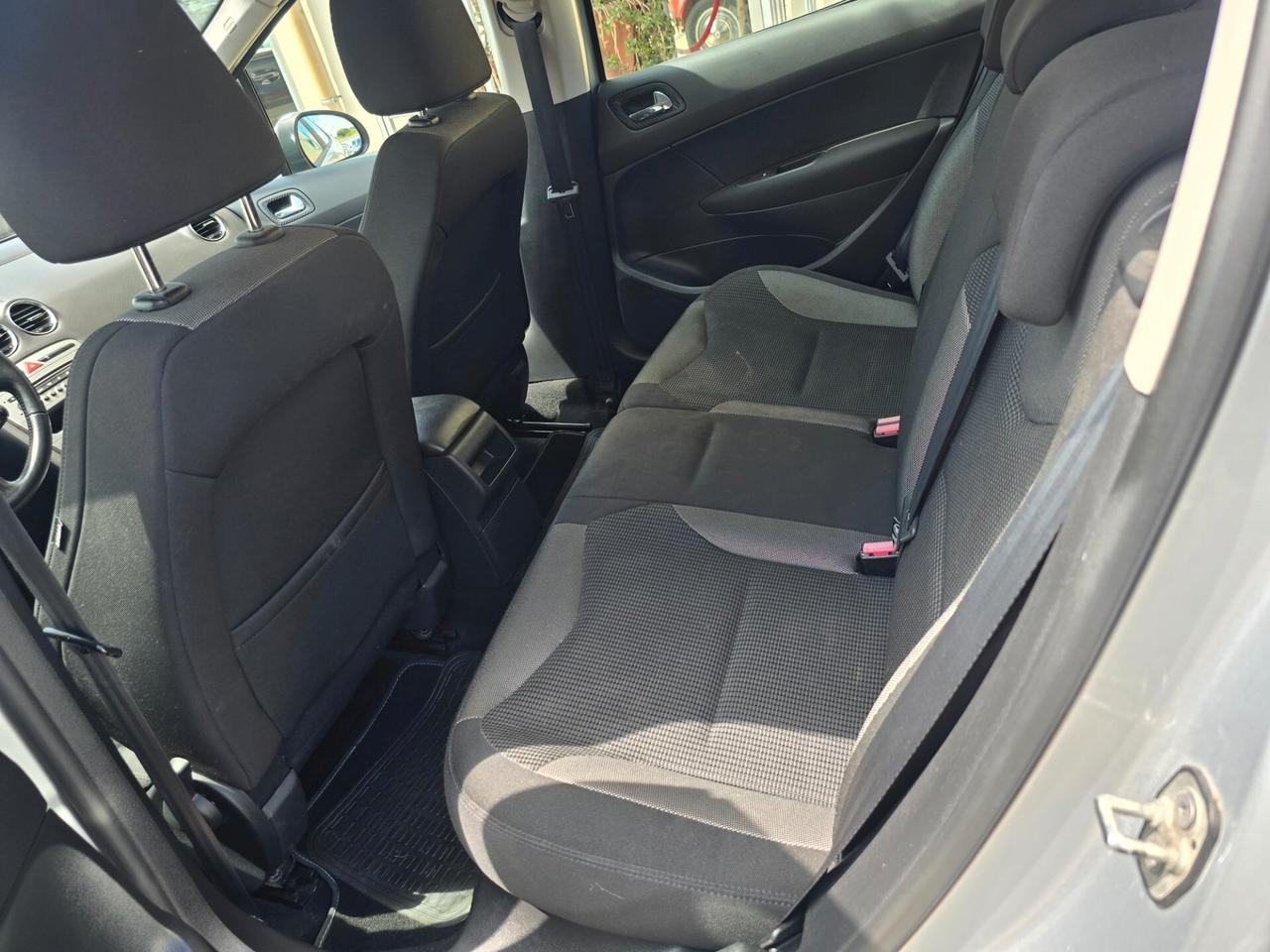 Peugeot 308 1.6 HDi 150CV 5p. Allure