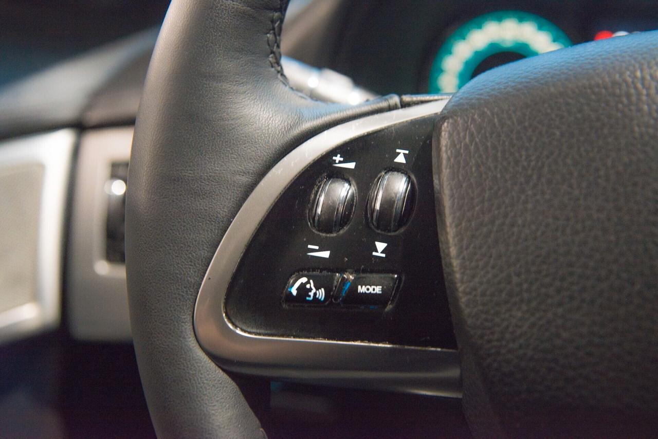 JAGUAR XF 2,2 D LUXURY 190CV PELLE TOTALE NAVIGATORE CERCHI CAMBIO AUTOMATICO