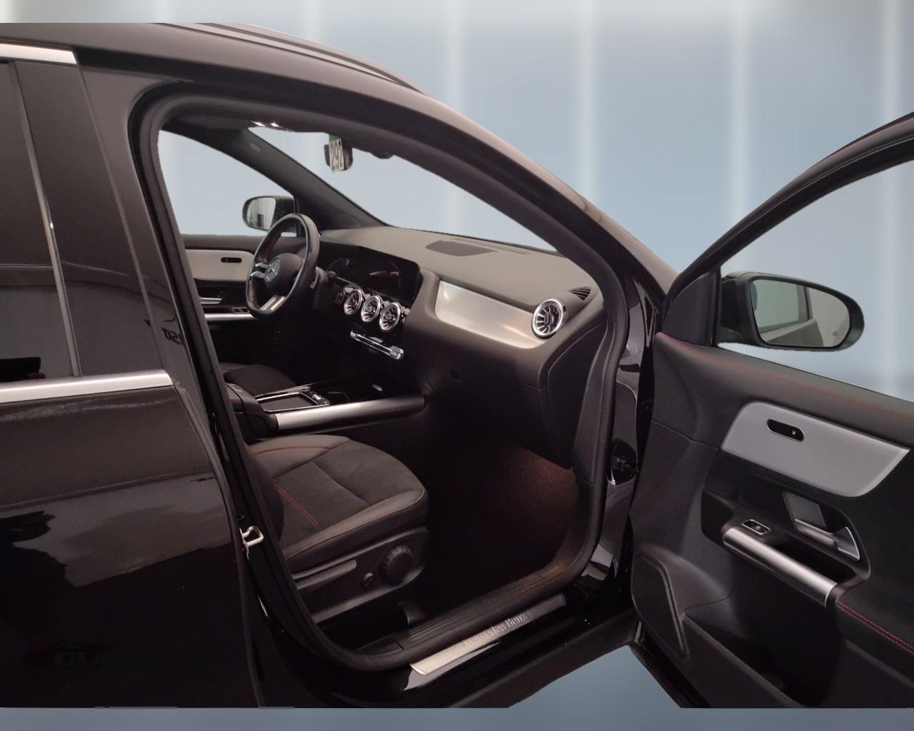 Mercedes-Benz GLA-H247 2023 - GLA 200 d AMG Line Advanced Plus 4matic auto