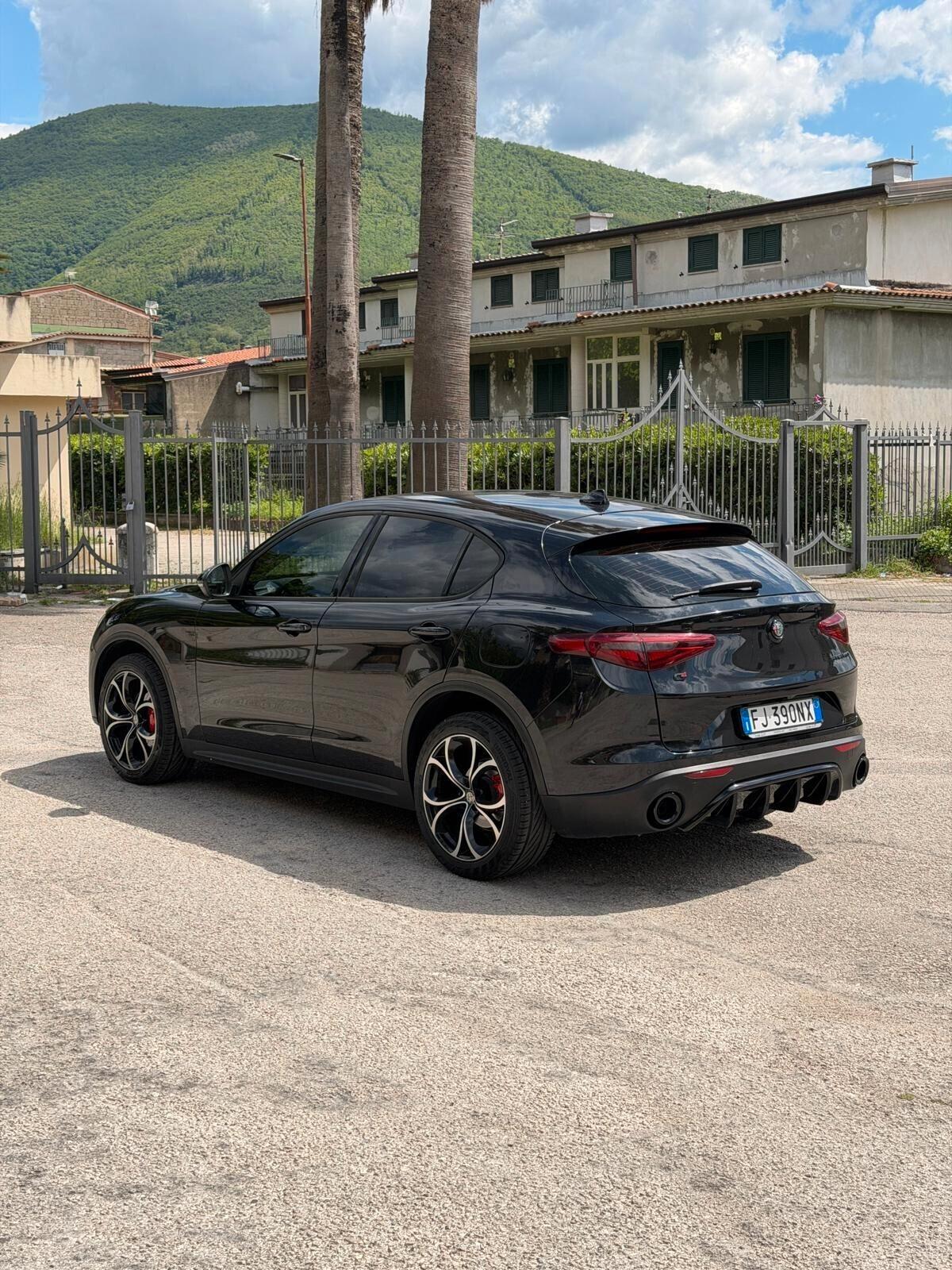 Alfa Romeo Stelvio 2.2 Turbodiesel 210 CV AT8 Q4 Executive