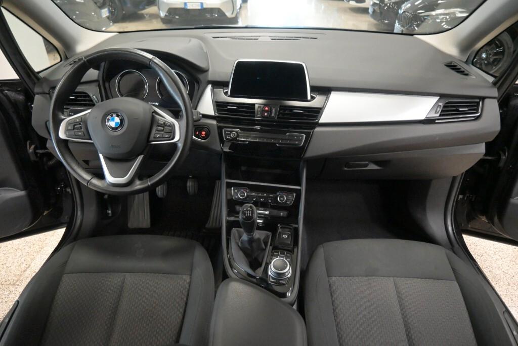 BMW 216D GRAN TOURER 116CV 6M. BUSINESS ADVANTAGE ( FARI LED - CRUISE - NAVI - CARPLAY - PARK ASSISTANT - TELECAMERA POST. )