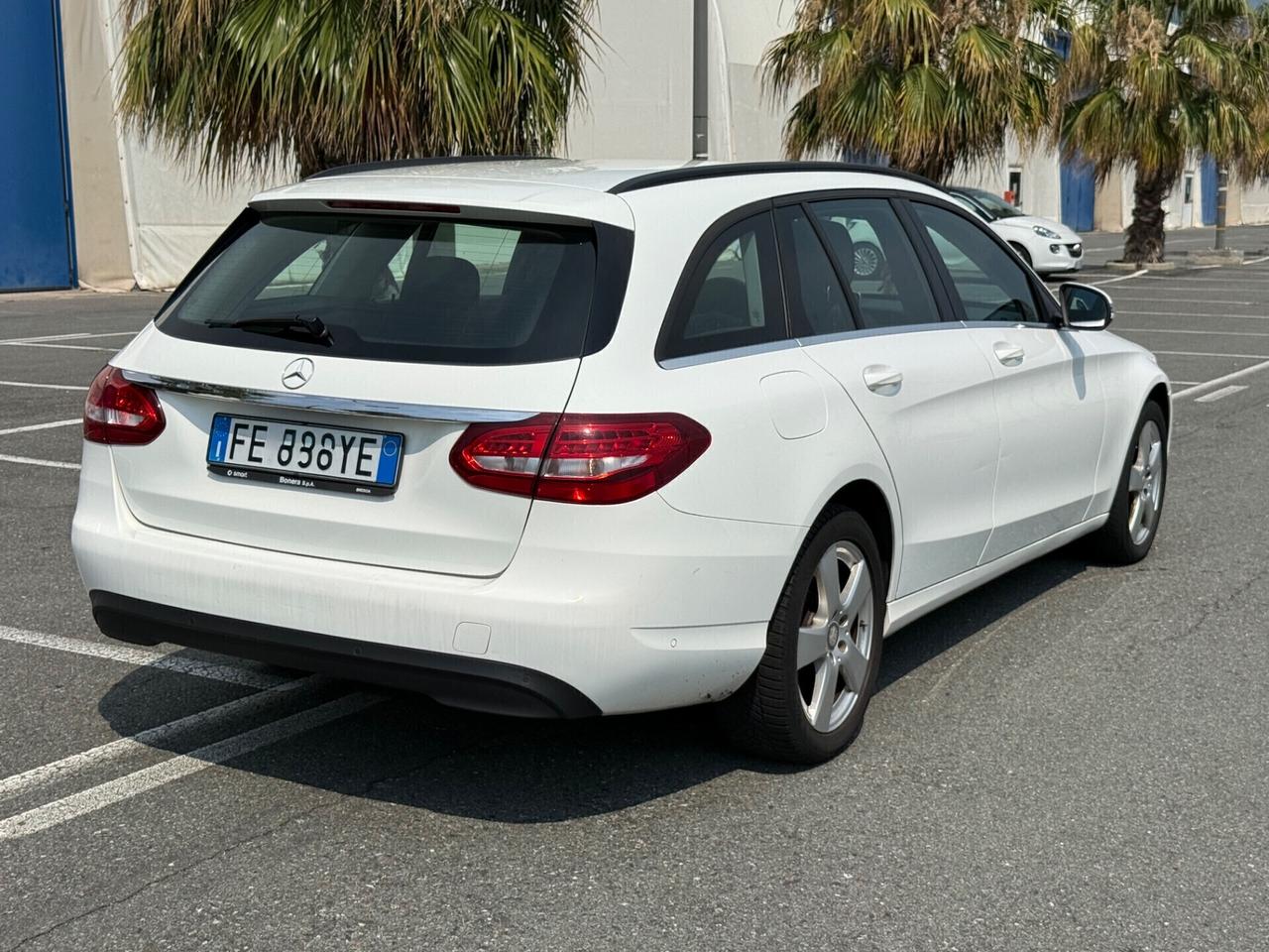 Mercedes-benz C 180 d Automatica-NAVI-PERMUTABILE