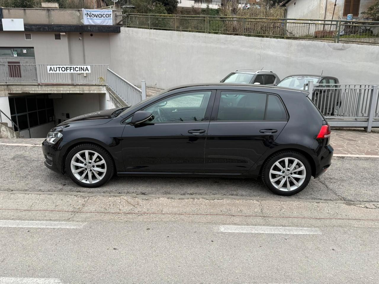 VOLKSWAGEN GOLF VII 1,6 TDI 105 CV DSG HIGHLINE 5P