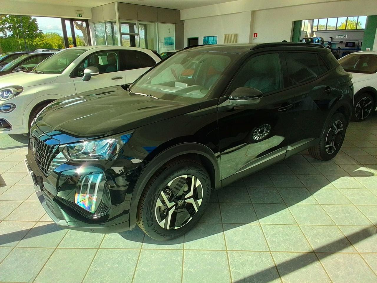 Peugeot 2008 Allure 1.2 HYBRID 136cv