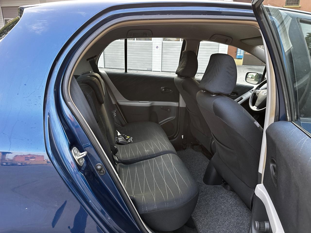 Toyota Yaris 1.4 D-4D 5 porte Sol
