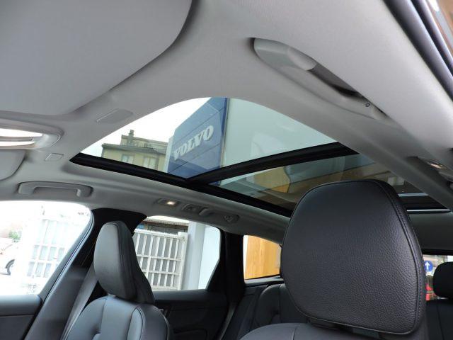 VOLVO XC60 T6 AWD PLUS BRIGHT AUTOMATICA KM0