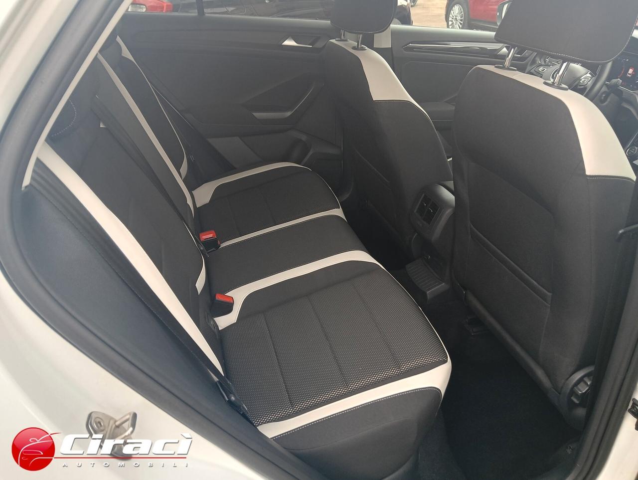 Volkswagen T-Roc 1.5 TSI ACT Style BlueMotion Technology