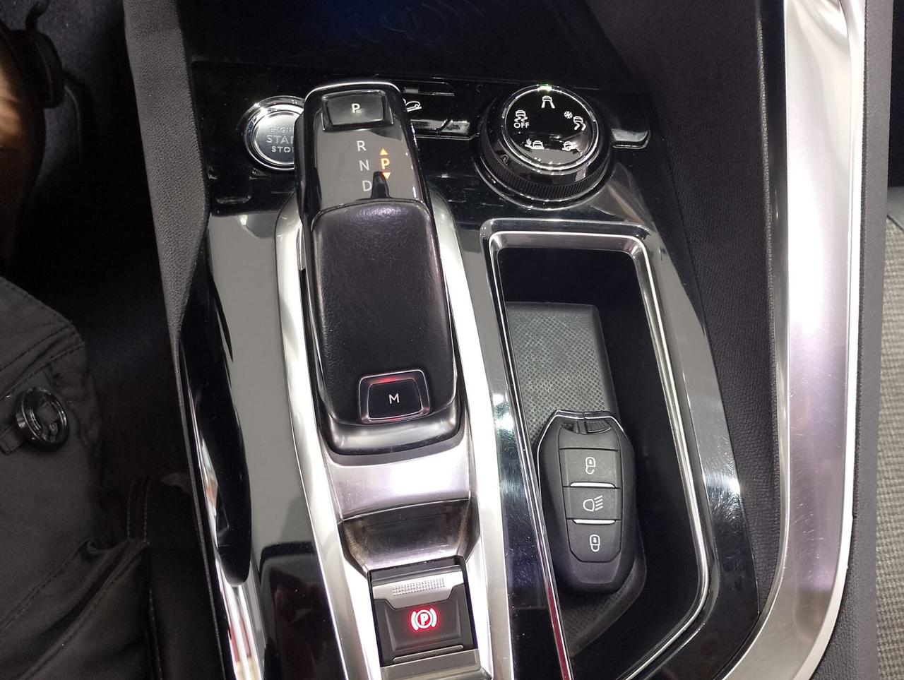 Peugeot 3008 BlueHDi 130 S&S EAT8 Allure