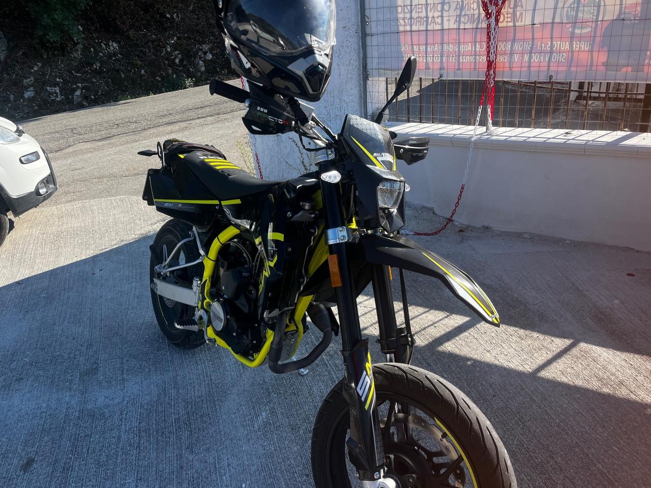 Swm SM 125 R