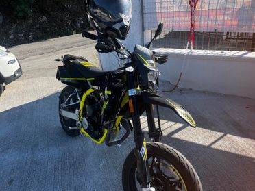 Swm SM 125 R