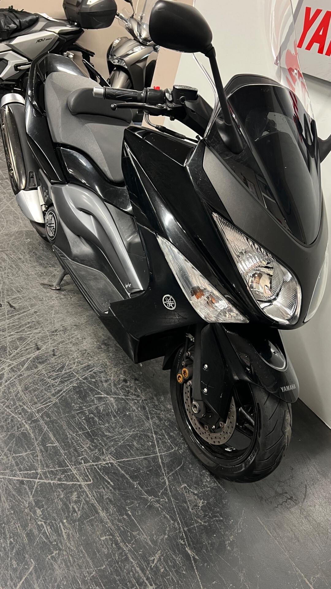 Yamaha TMAX 500