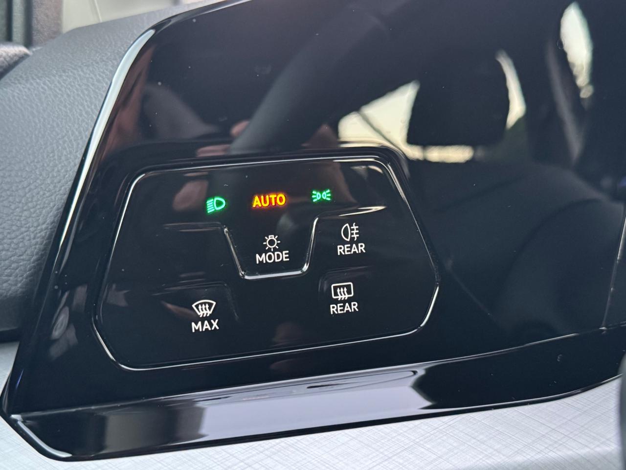 Volkswagen Golf 1.5 TGI 130Cv DSG Life