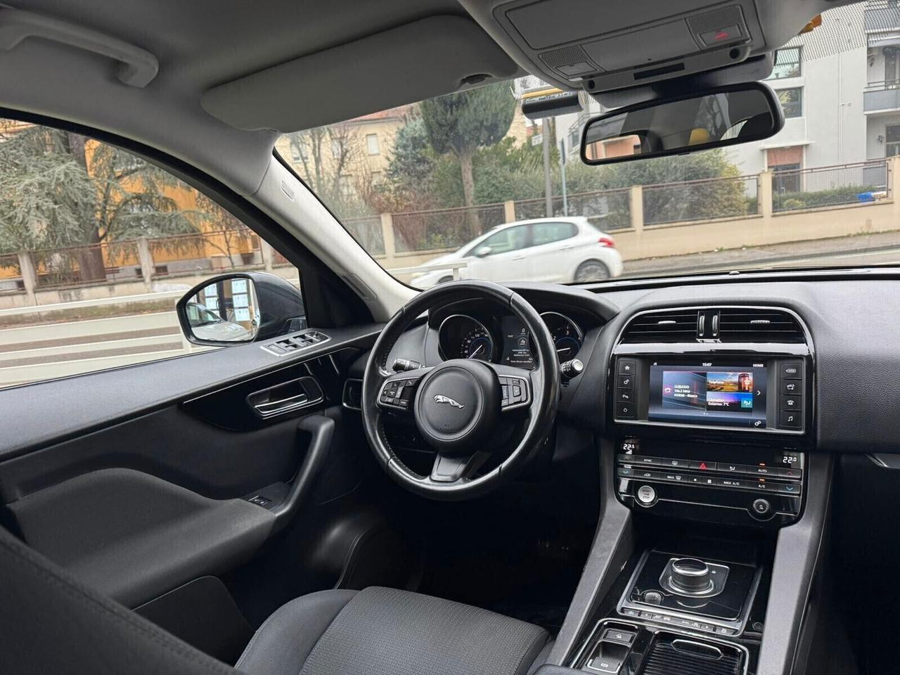 JAGUAR F-PACE 2.0 D 180cv AWD AUT. 02/2018