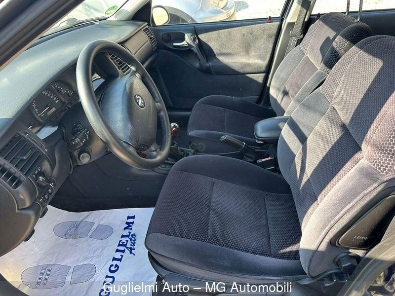 Opel Vectra Vectra 2.0i 16V cat 5 porte CD 100