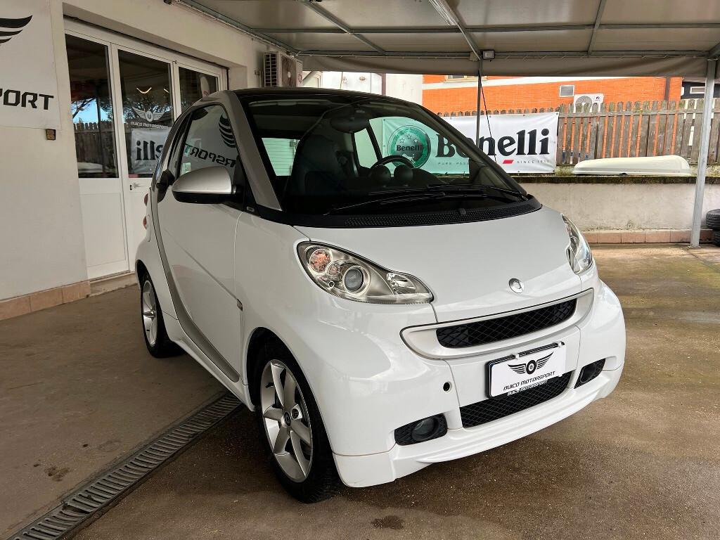 Smart Fortwo Pulse 1.0 / Servosterzo / Navi / Pelle / F1