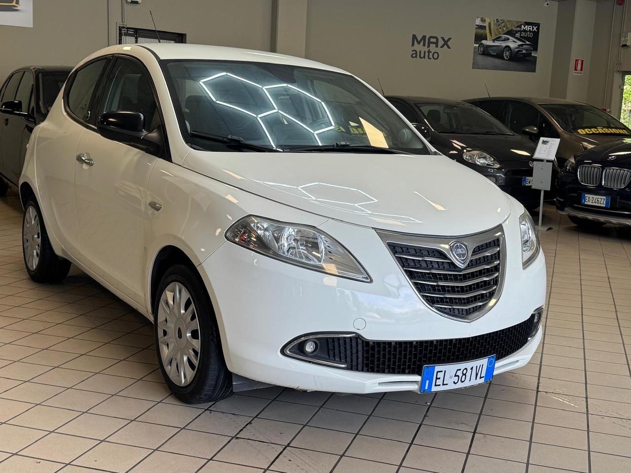 Lancia Ypsilon 1.2 69 CV 5 porte GPL Ecochic Gold