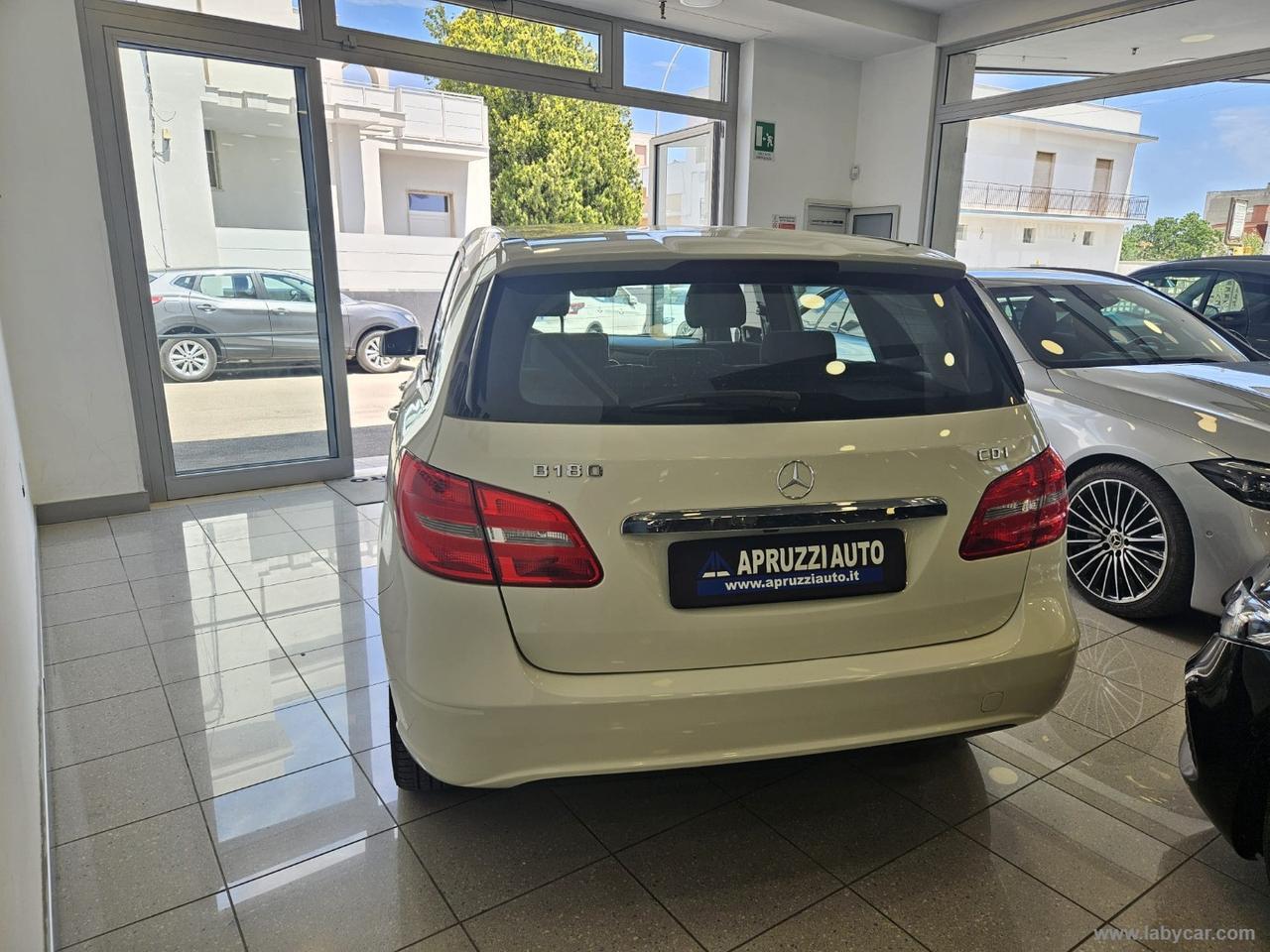MERCEDES-BENZ B 180 CDI Executive