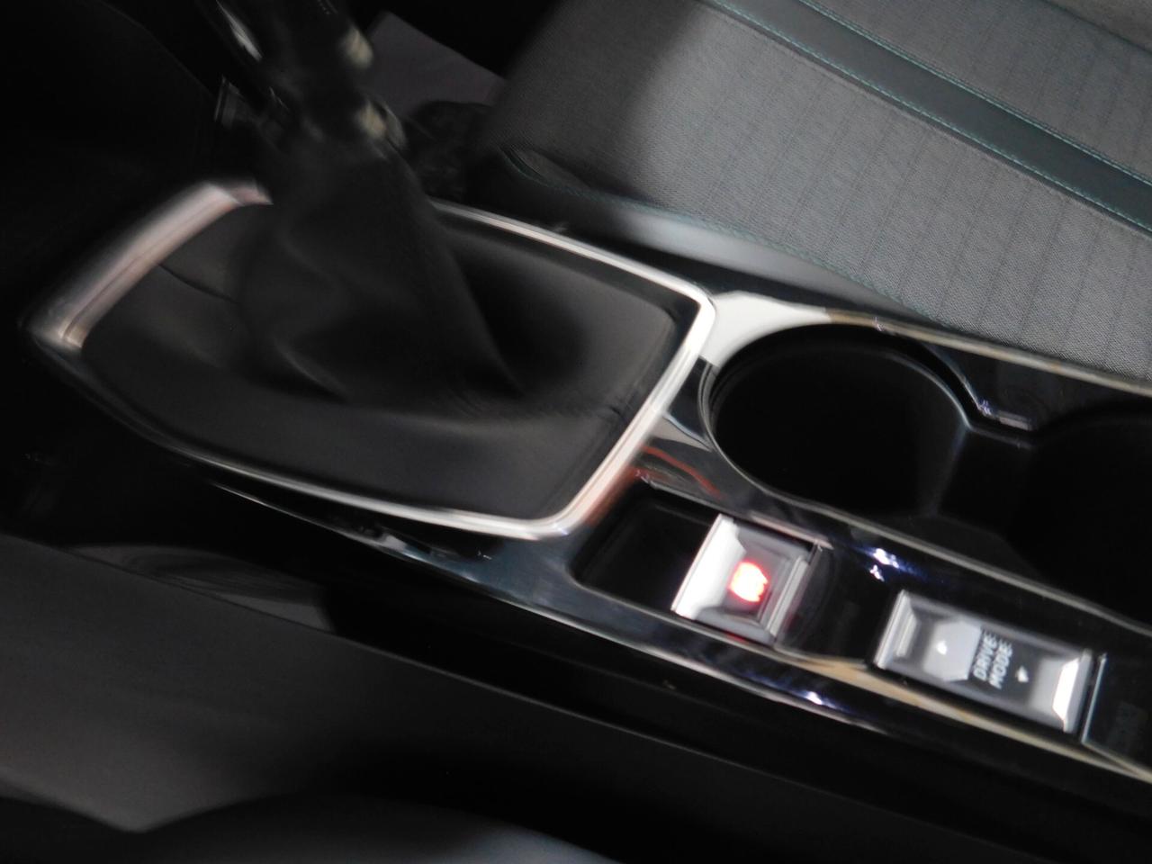 Peugeot 2008 PureTech 100 S&S Allure