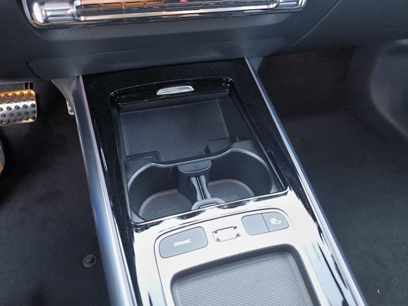 Mercedes-Benz EQA 300 4Matic AMG Line Advanced Digital Edition